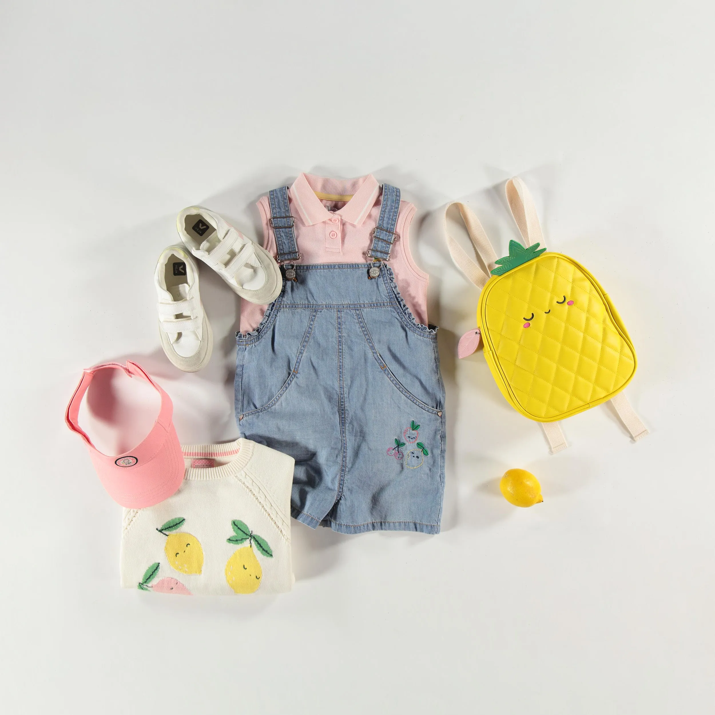Chandail en tricot crème à motifs de citrons, enfant || Cream knit sweater with lemon patterns, child